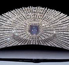 Queen Crown 36.5 Carat Rose Cut Diamond & Blue Sapphire 90.78 Gms 925 Sterling Silver