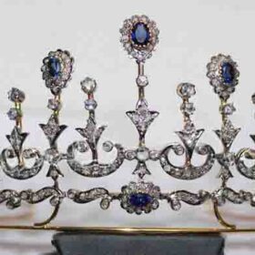 Queen Crown 13.96 Carat Rose Cut Diamond & Sapphire 62.15 Gms 925 Sterling Silver