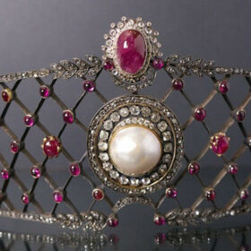 Pearl Crown 30.4 Carat Rose Cut Diamond & Ruby Pearl 81.65 Gms 925 Sterling Silver