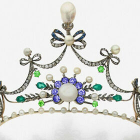 wedding crown 24.75 Carat Rose Cut Diamond & Peridot Emerald Pearl Sapphire 54.3 Gms 925 Sterling Silver