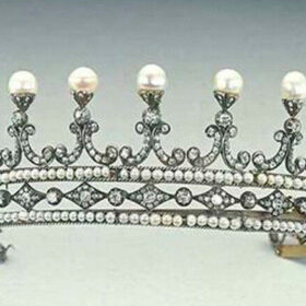 Antique Crowns 70.4 Carat Rose Cut Diamond & Pearl 62.15 Gms 925 Sterling Silver