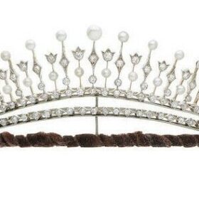 Pearl Tiara 17.91 Carat Round Brilliant Diamond & Pearl 34.9 Gms 14K Gold