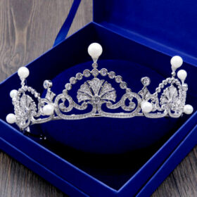 bridal tiara 9.1 Carat Rose Cut Diamond & 18 Carat Pearl 41 Gms 925 Sterling Silver
