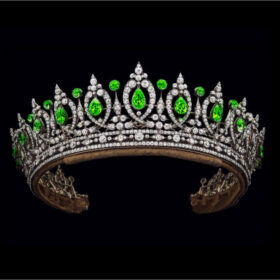 Victorian Crown 55.8 Carat Rose Cut Diamond & Emerald 80 Gms 925 Sterling Silver
