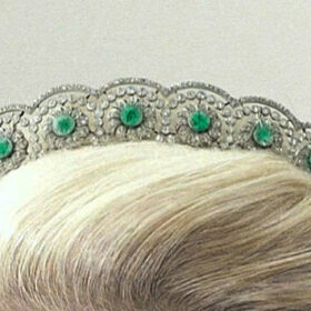 Princess Headband 13.75 Carat Rose Cut Diamond & 15 Carat Emerald 59.25 Gms 925 Sterling Silver