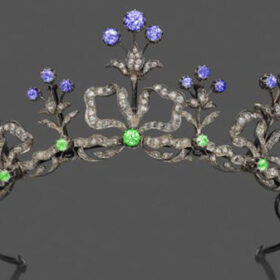 Queen Crown 10.05 Carat Rose Cut Diamond & Peridot, Sapphire 82.3 Gms 925 Sterling Silver