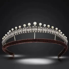 Fashionable 28.85 Carat Diamond 925 Sterling Silver Birthday Tiara