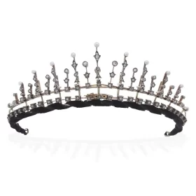 Contemporary 7.965 Carat Diamond 925 Sterling Silver Birthday Tiara