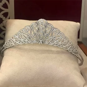 Adorable 17.6 Carat Diamond  70.4 Gms 14Kt White Gold Wedding Crown