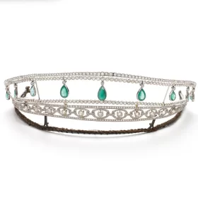 Classic 62.4 Carat Diamond Emerald 68.64 Gms 14Kt White Gold Queen Tiara