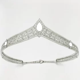 Elegant 100.1 Carat Diamond pearl 61.061 Gms 14Kt White Gold Bridal Tiara